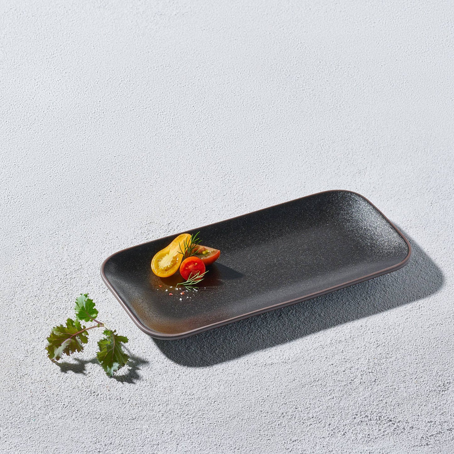 Vikko Thunder - Black Rectangular Plate, 8.8"