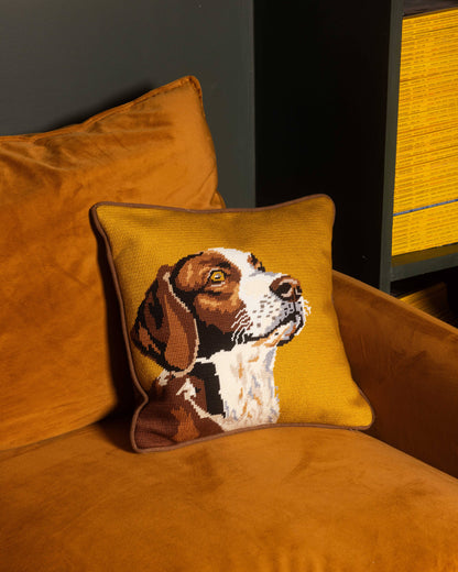 CAMP WANDAWEGA HUNTING DOG EMBROIDERED PILLOW - Camp W