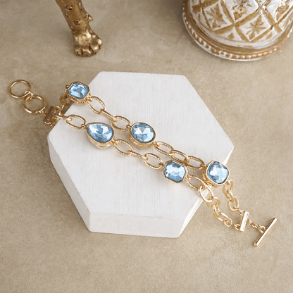 Brilliant Bond – Statement Chain Bracelets with Reflective Crystals