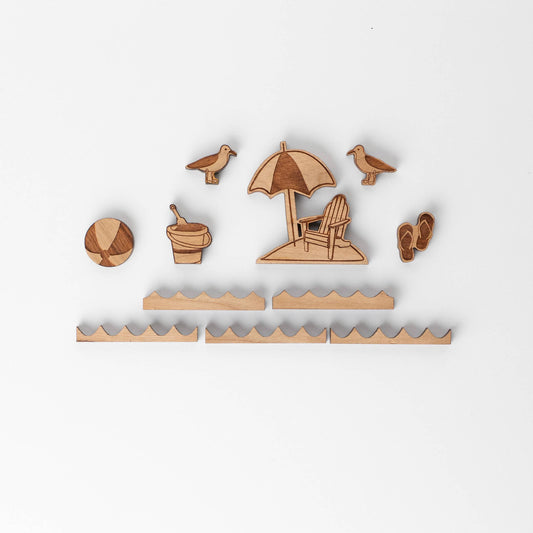 Desktop Miniature Beach Adventures