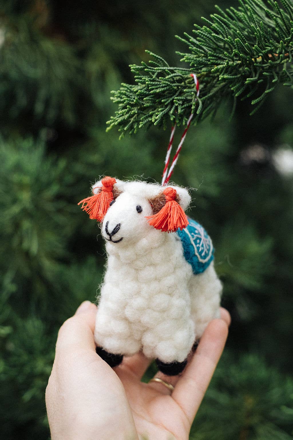 Ornaments Natural Wool Handmade in Nepal