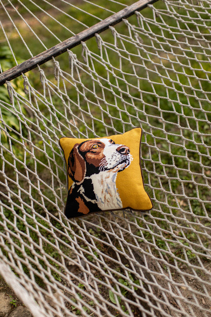 CAMP WANDAWEGA HUNTING DOG EMBROIDERED PILLOW - Camp W