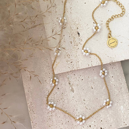 Pearls Flowers choker necklace 18k gold plated