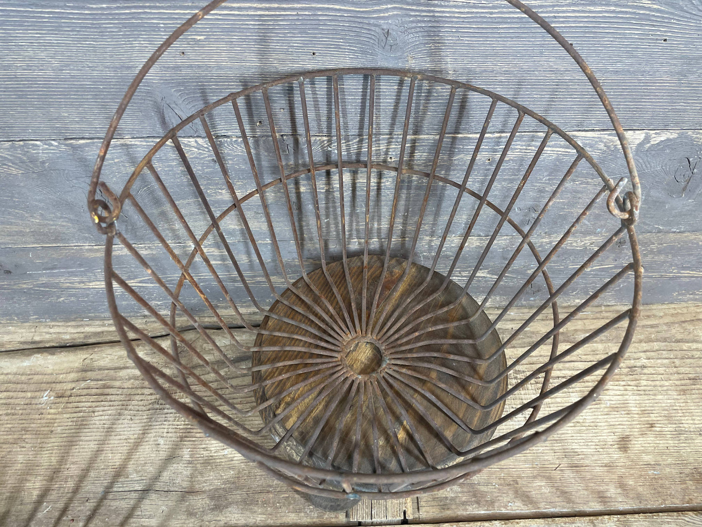 Rusty Farmhouse Metal Egg Basket-WH-4 Sizes-NEW-Rustic