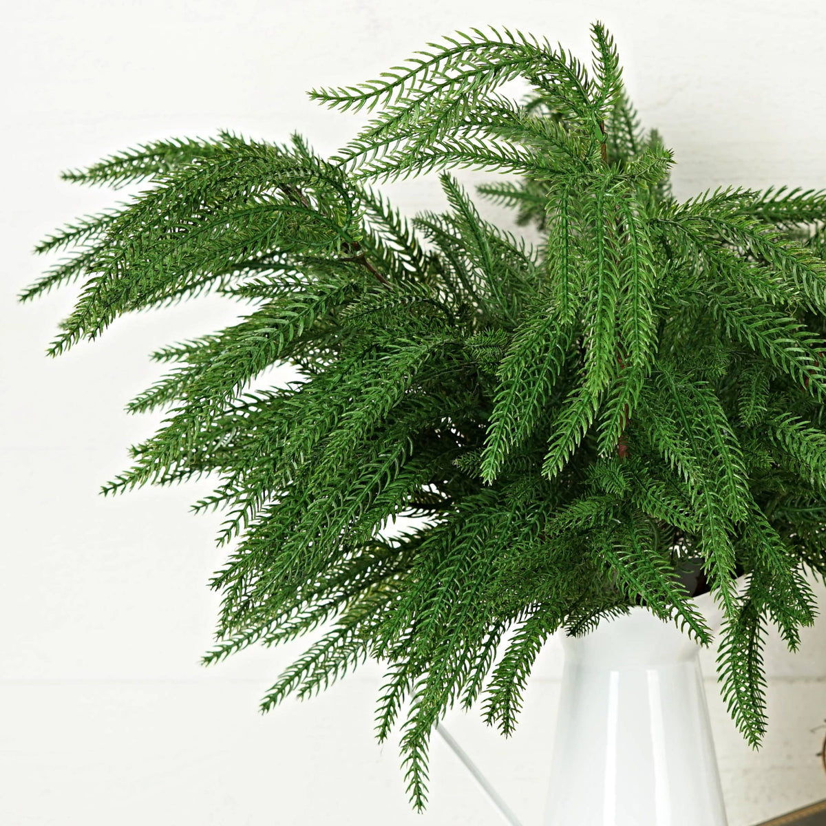 511785- 25in Spray-Soft Touch Fresh Green Norfolk Pine-