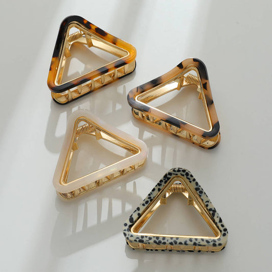 Amelie Core | Small Classic Triangle Metal Claw Clip
