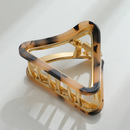 Amelie Core | Small Classic Triangle Metal Claw Clip