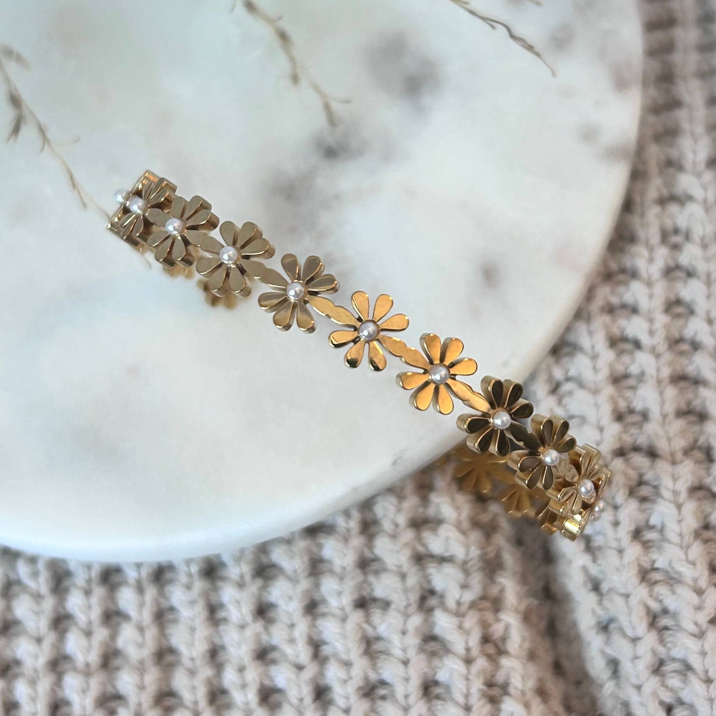 Flowers Bangle Bracelet Cuff 18k Gold stainless steel