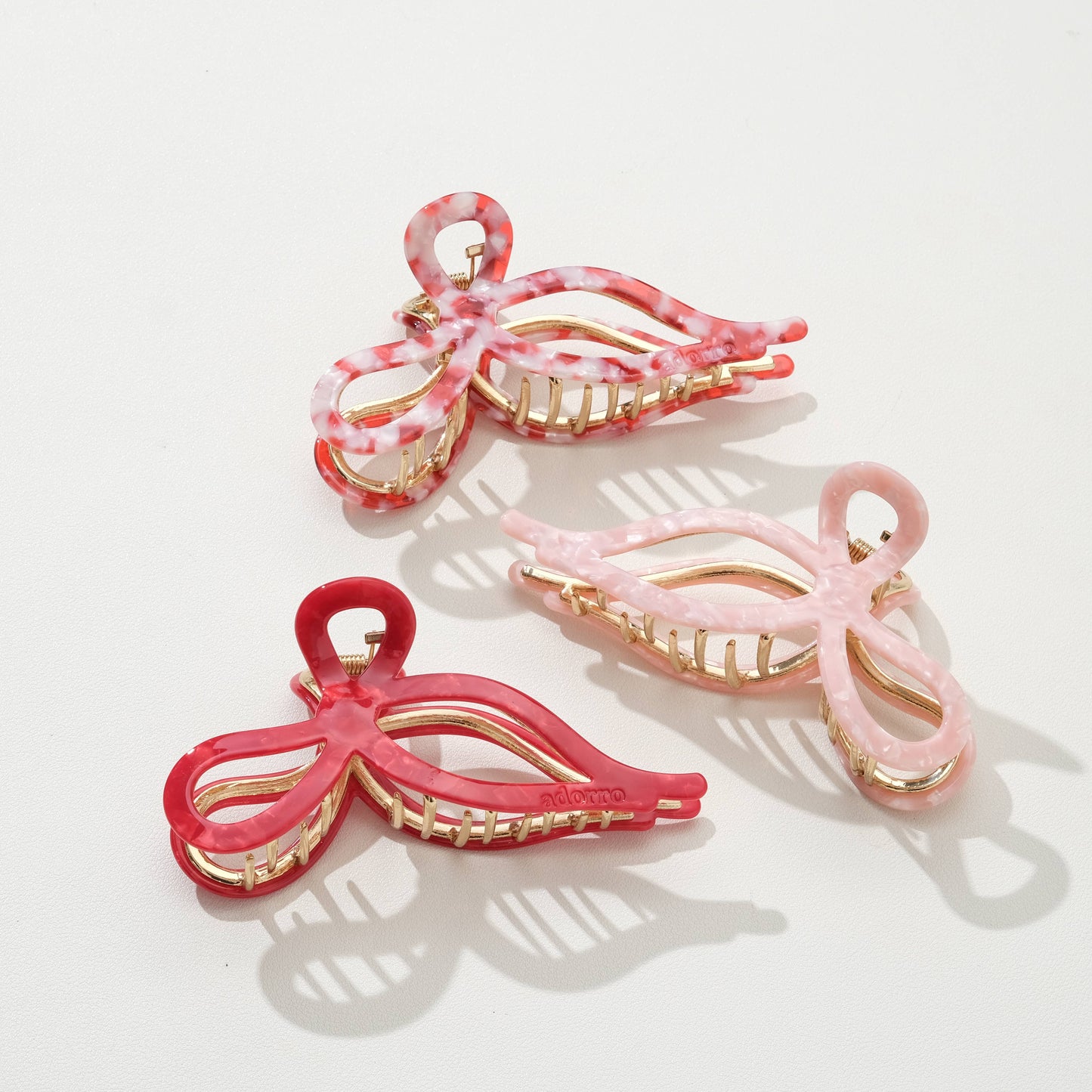 Sabrina Valentine | Large Ribbon Metal Bow Claw Clip