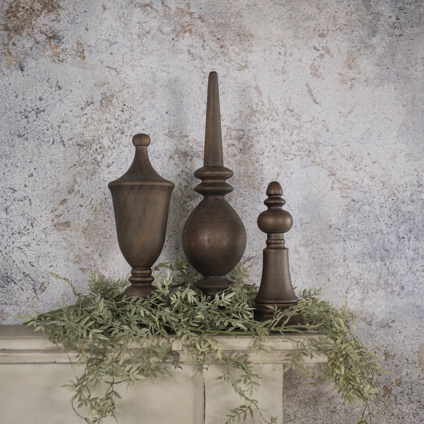 16.25" WOODEN FINIAL