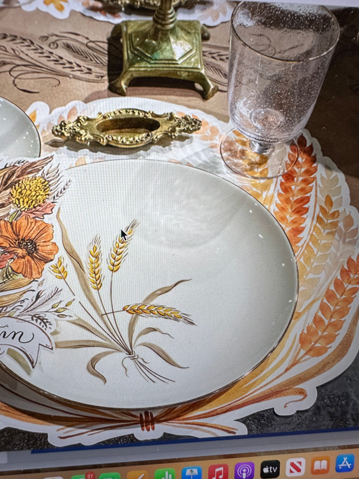 Die cut Golden Harvest Placemat