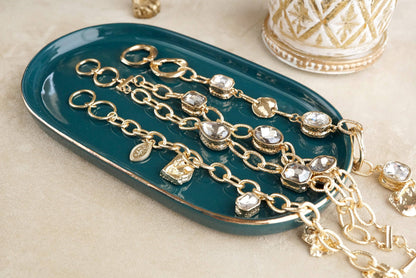 Brilliant Bond – Statement Chain Bracelets with Reflective Crystals