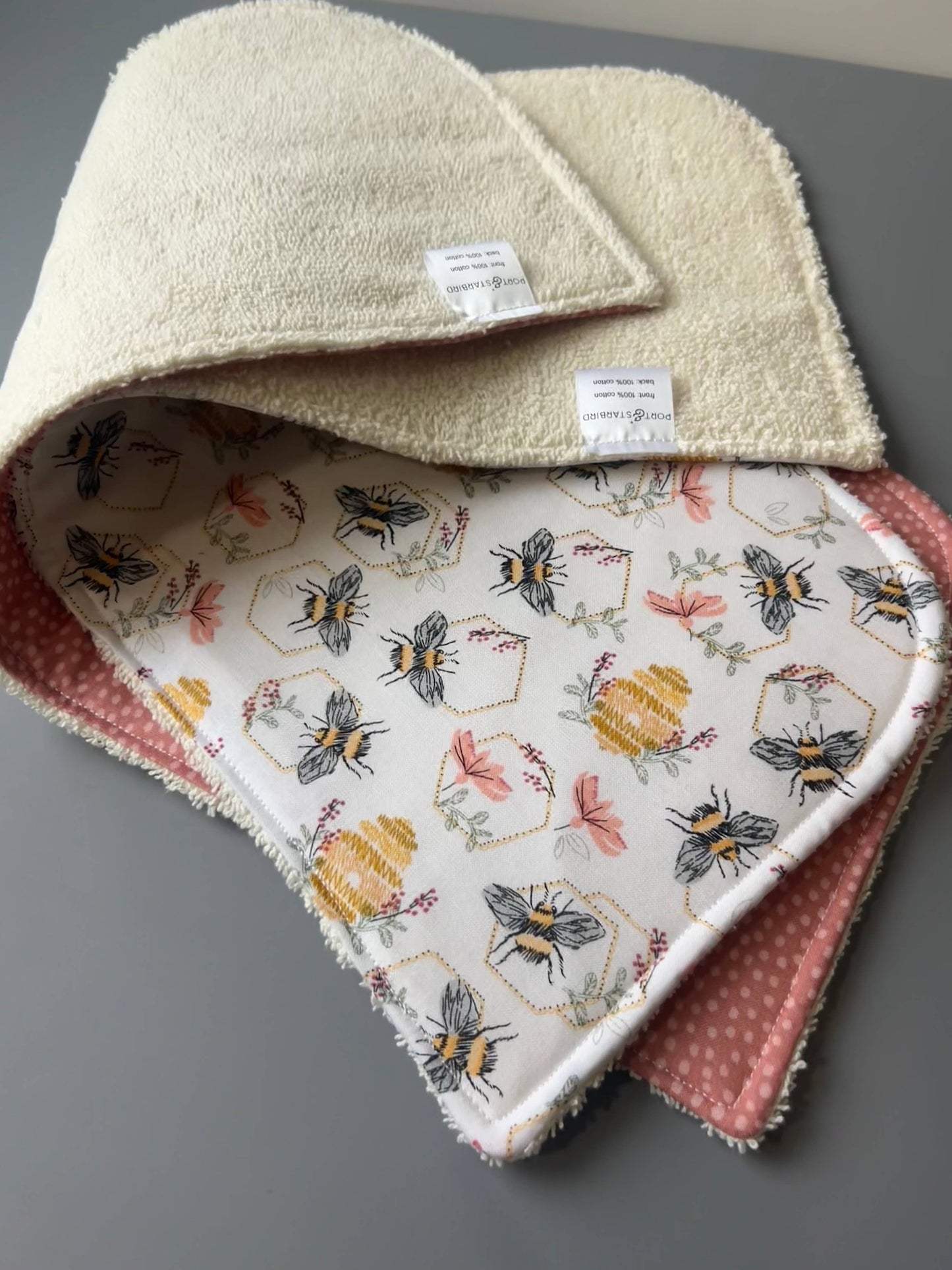 Busy Bees Burp Cloth, set of 2
