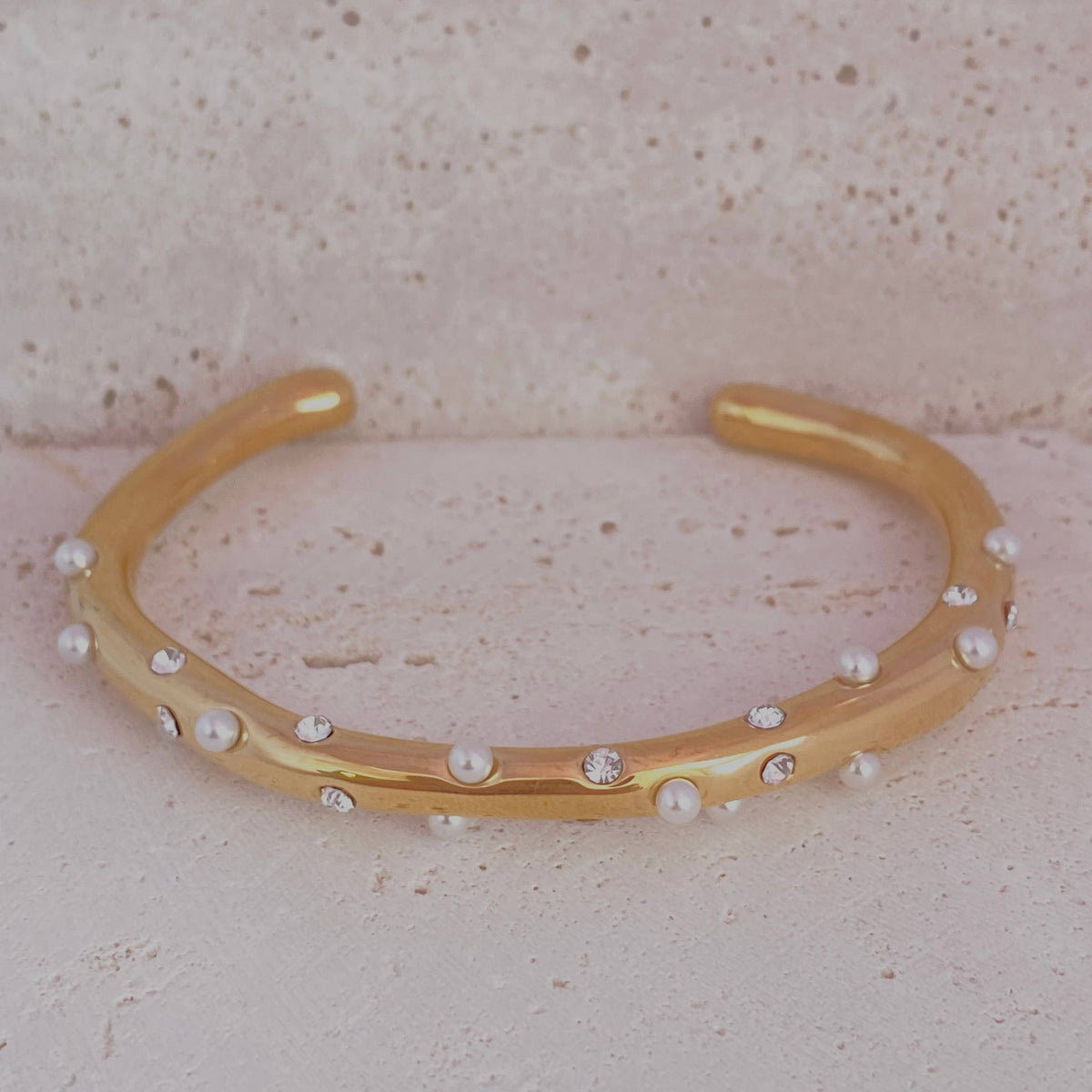Pearls Bangle Cuff Bracelet 18k gold plated