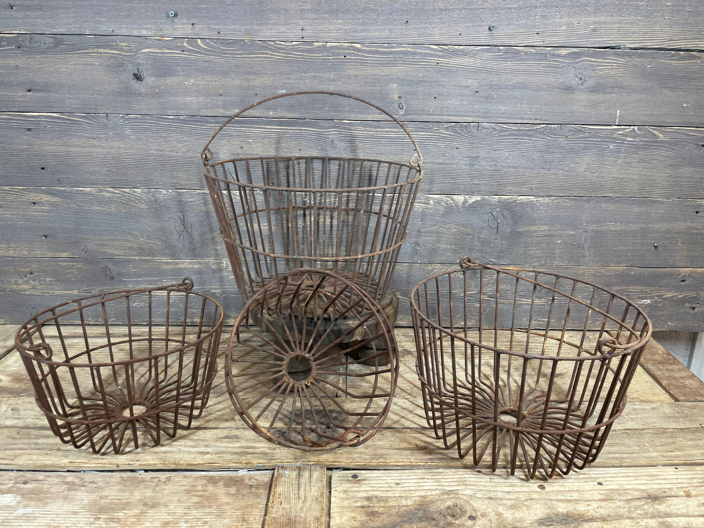 Rusty Farmhouse Metal Egg Basket-WH-4 Sizes-NEW-Rustic