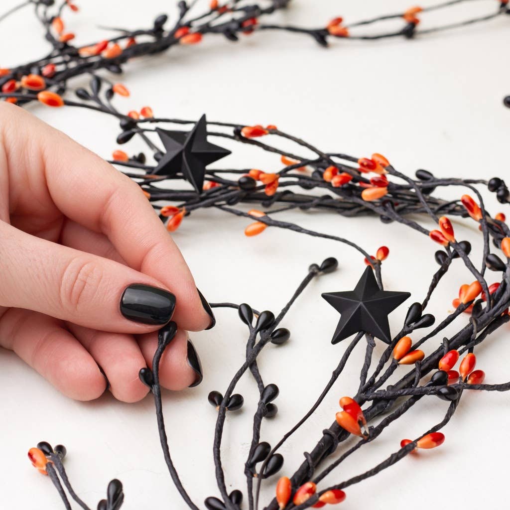 48" L  Halloween Black and Orange Pip Berries Garland