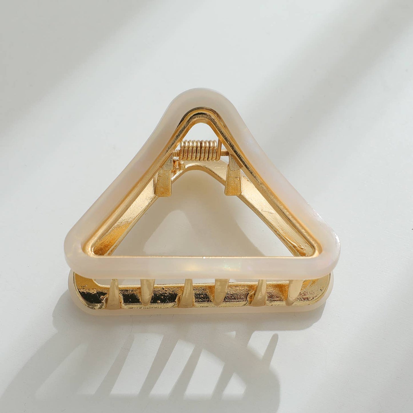 Amelie Core | Small Classic Triangle Metal Claw Clip