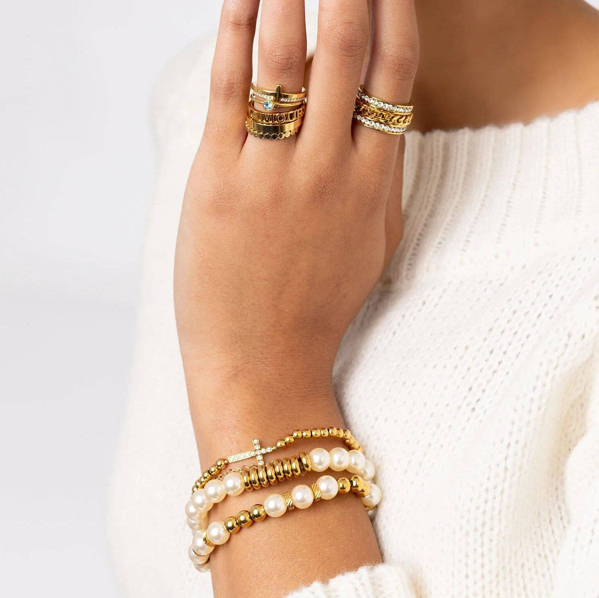 18K Gold PVD 8mm Kiska Glass Pearl Stretch Bracelet