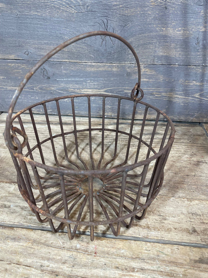 Rusty Farmhouse Metal Egg Basket-WH-4 Sizes-NEW-Rustic